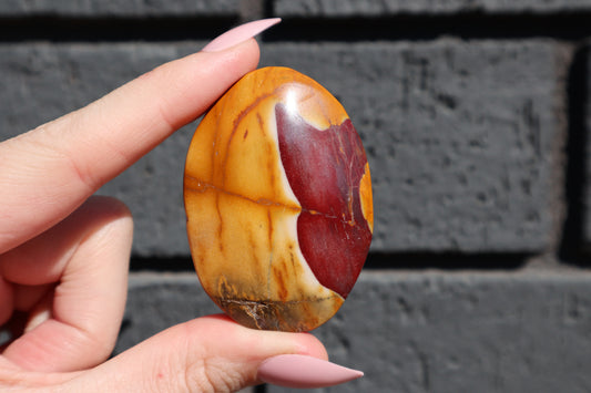 Mookaite Palm Stone PM1