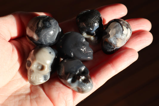 UV Reactive Volcano Agate Skull Carving