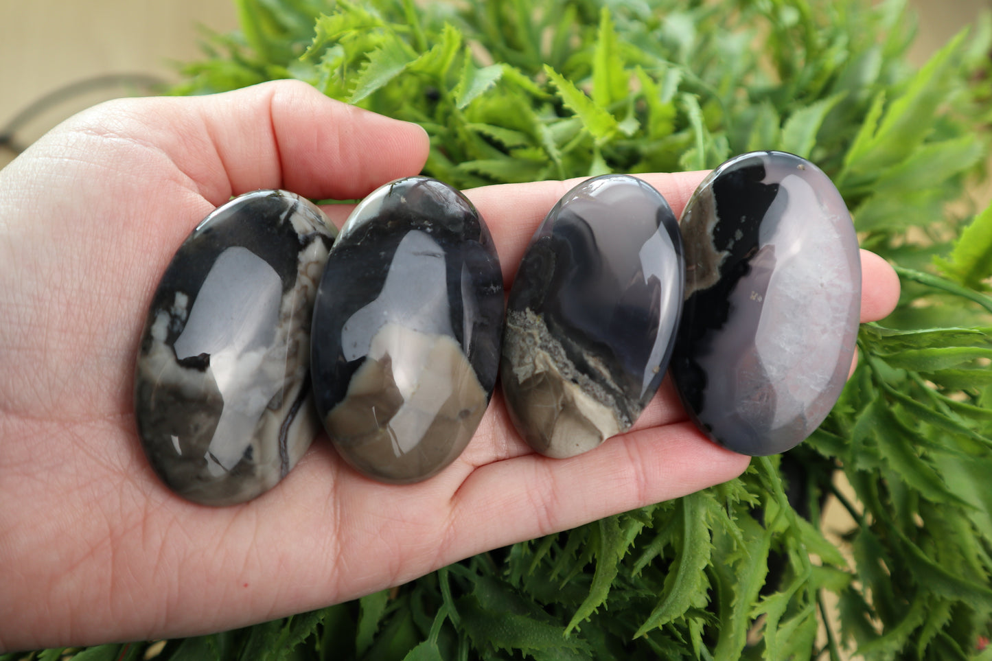Volcano Agate Palm Stones Not Super Strong UV